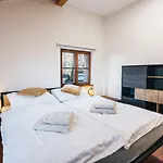 別荘 Kunejov By Interhome *