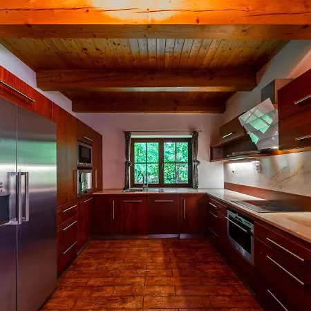 Kunejov By Interhome *