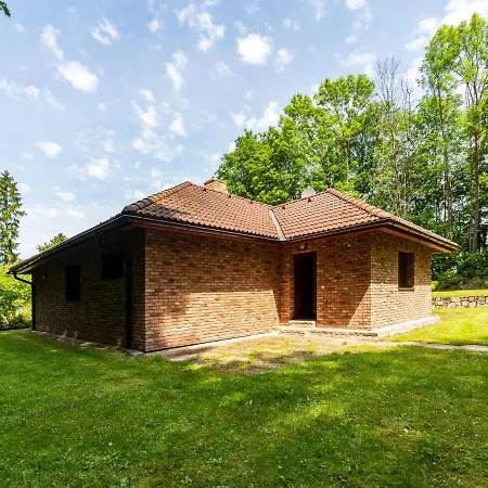 Сasa de vacaciones Kunejov By Interhome