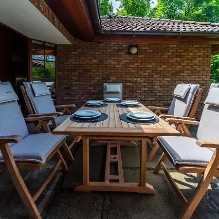 Kunejov By Interhome *