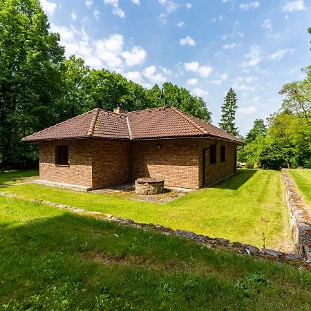 Vakantiehuis Kunejov By Interhome Clunek
