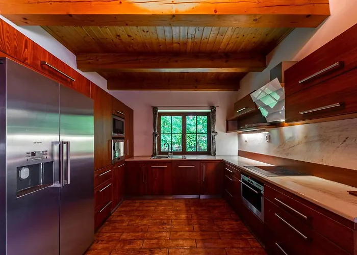 Kunejov By Interhome *