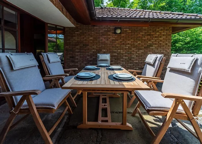 Kunejov By Interhome *
